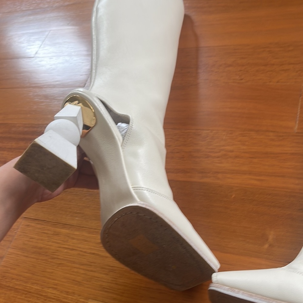 Jacquemus White Leather Boots - Picture 3 of 5